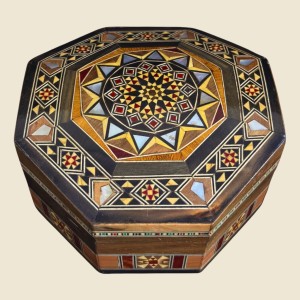 Radiant Mosaic Box